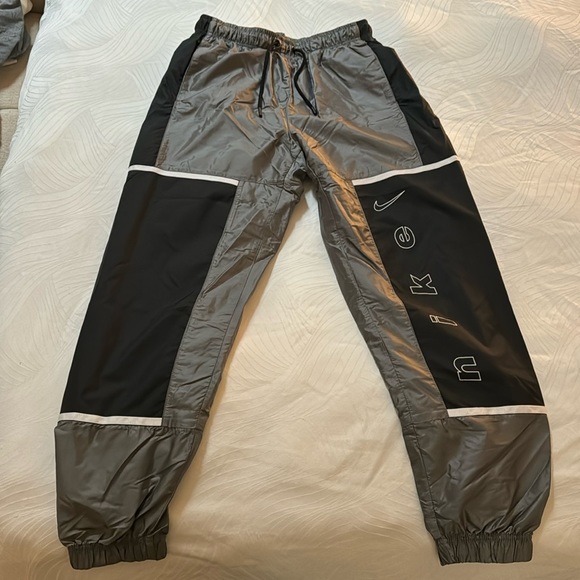 Nike Sportswear Lounge Pants Archive - Picture 3 of 7